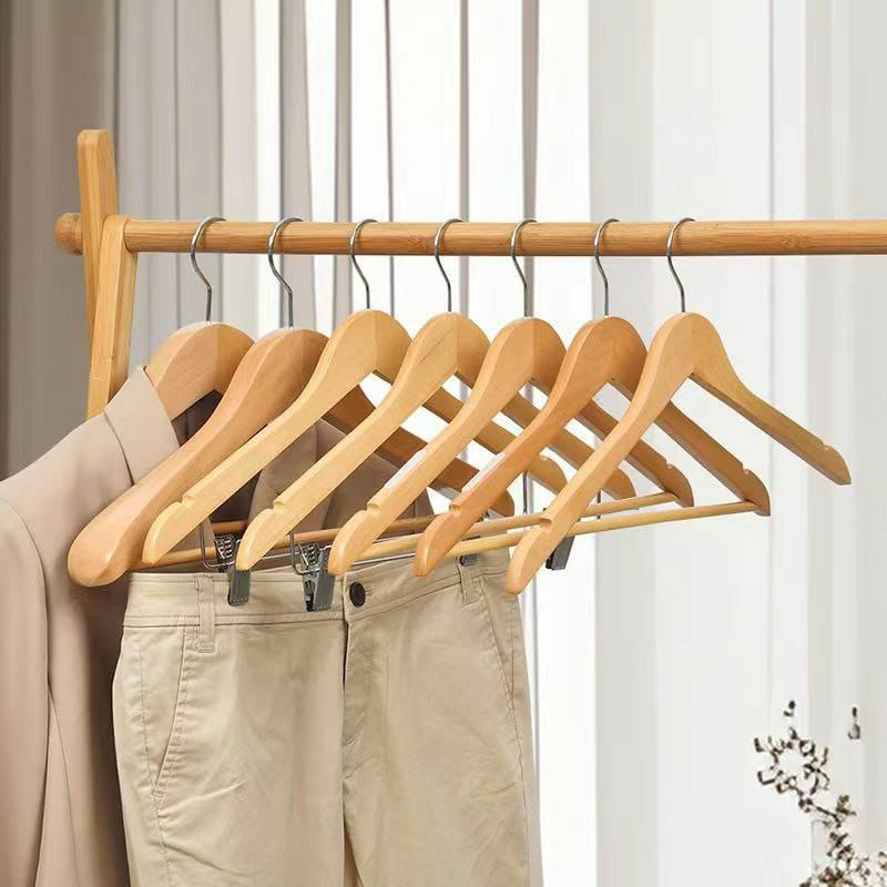 4 set Wooden Hangers