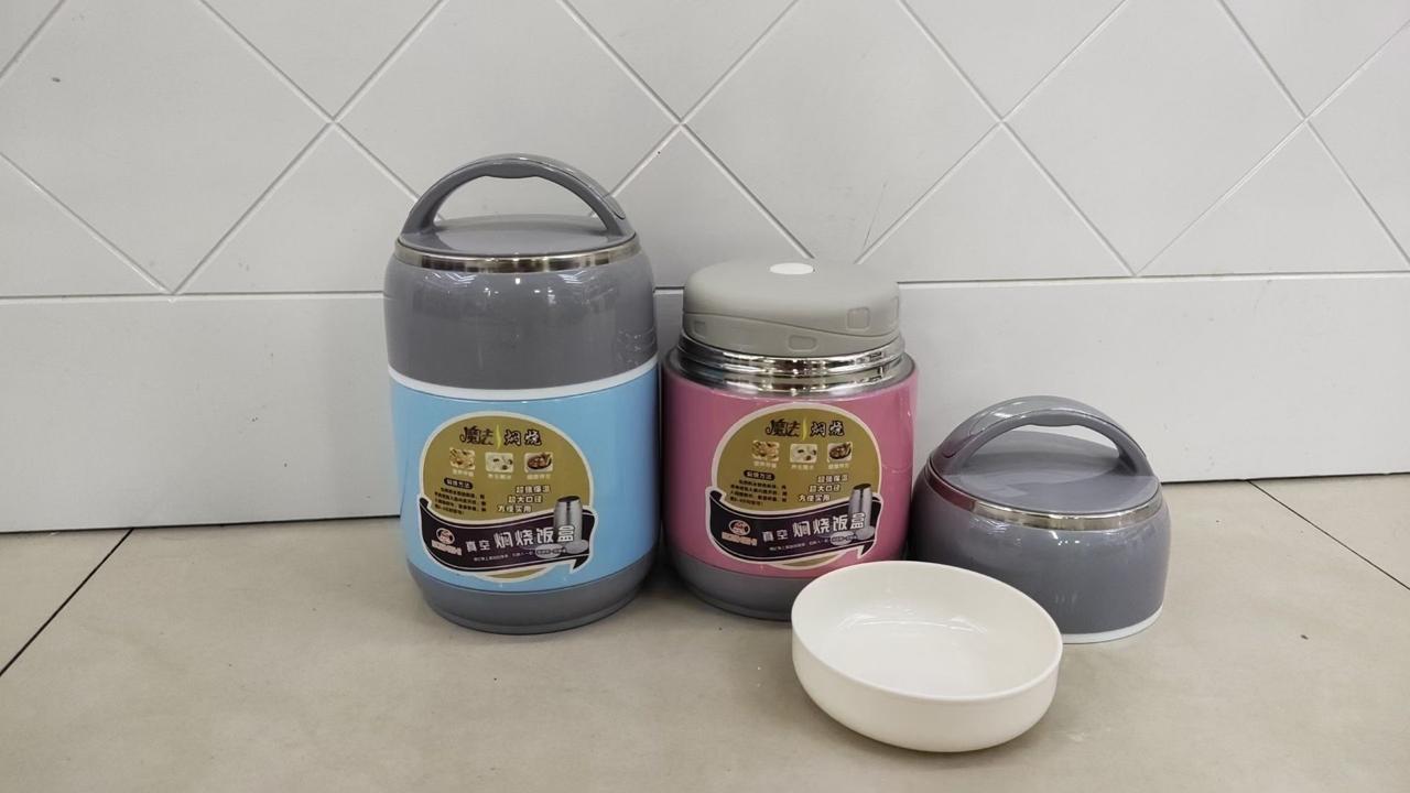 Insulated thermo food flask