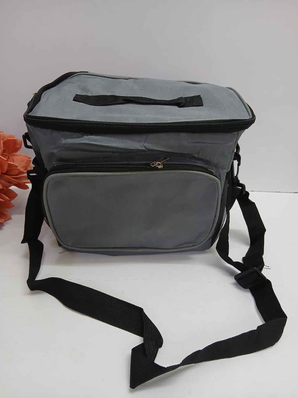 Thermo insulated lunch bag