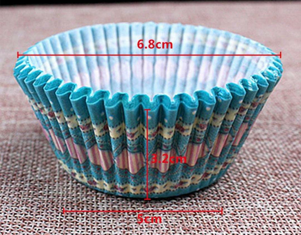 Disposable cupcake paper insert