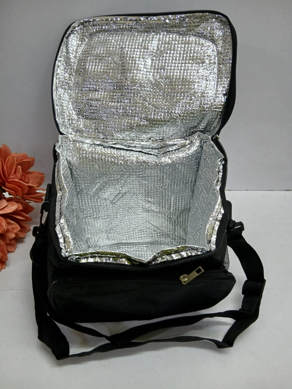 Thermo insulated lunch bag